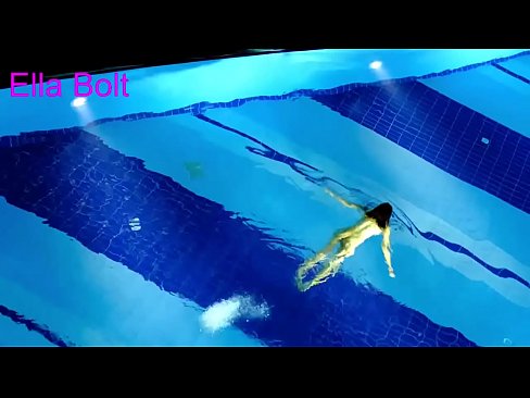 ❤️ నేను చూడటం ఆపలేను, ELLA BOLT రిసార్ట్ పూల్‌లో నగ్నంగా ఈత కొడుతూ దొరికిన యువ అందగత్తె ❌ హార్డ్ పోర్న్ మా వద్ద te.sexvideogif.ru ❤